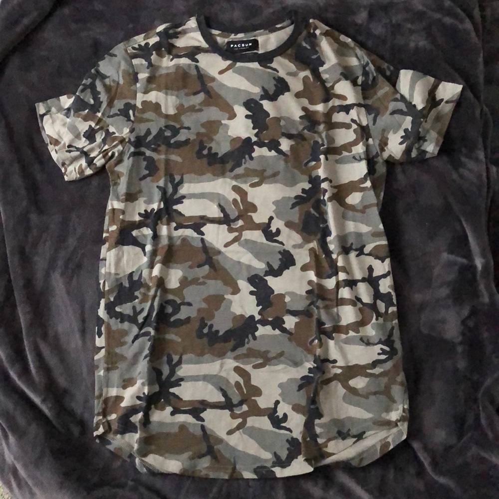 Pacsun tshirt
